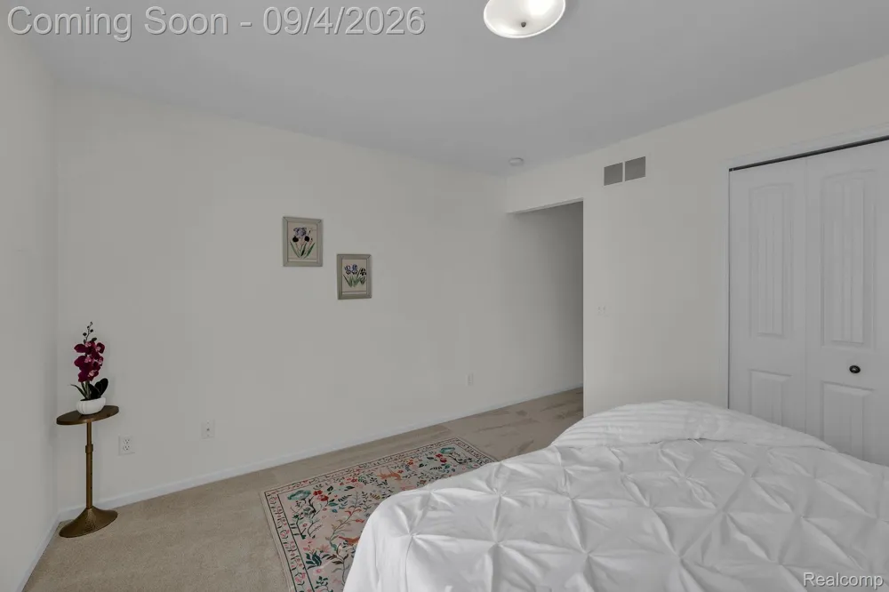 50145 Tottenham Court Canton Charter Township, MI 48187