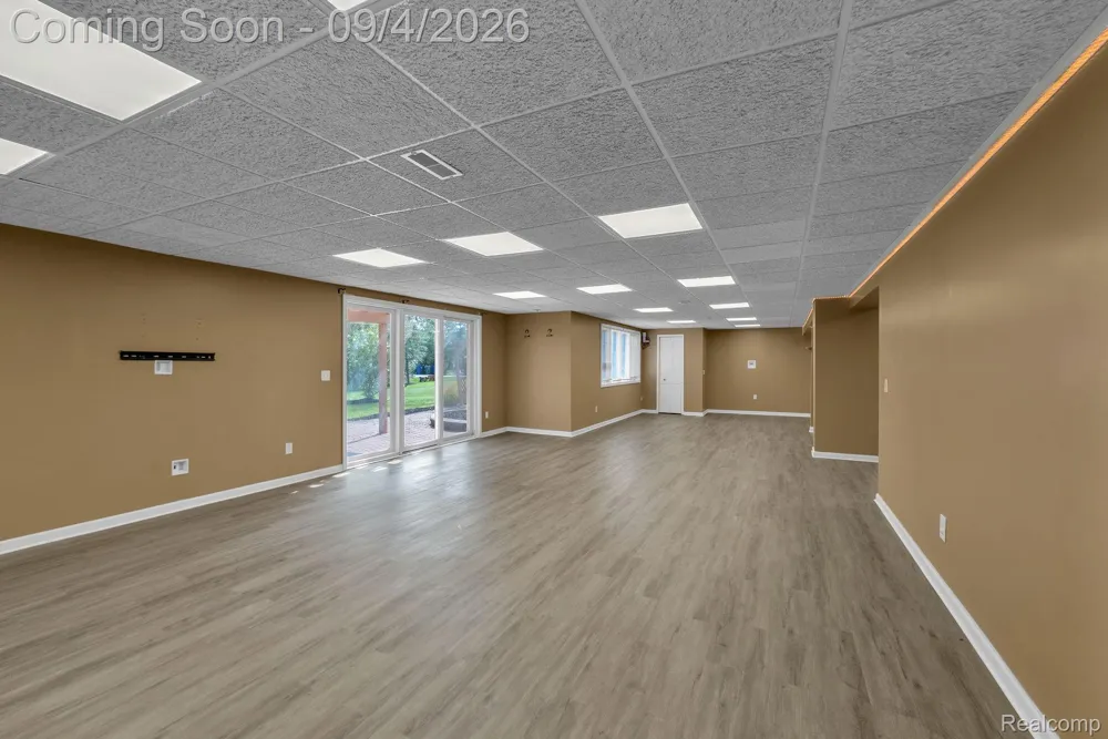 50145 Tottenham Court Canton Charter Township, MI 48187