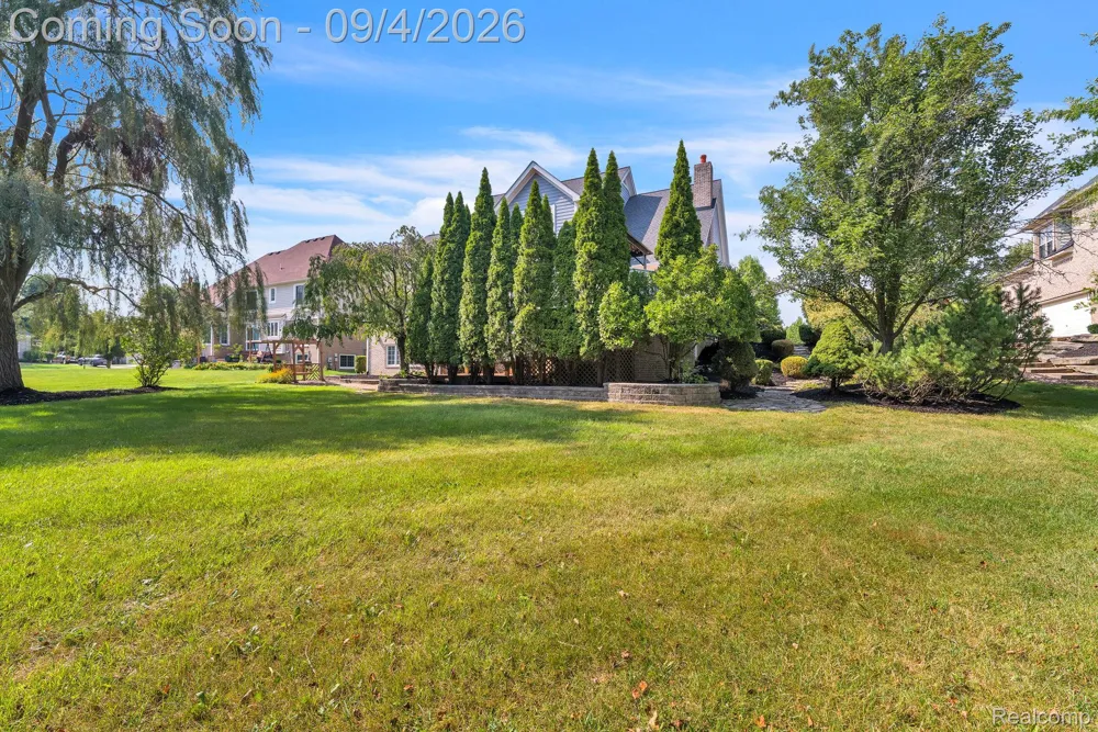 50145 Tottenham Court Canton Charter Township, MI 48187