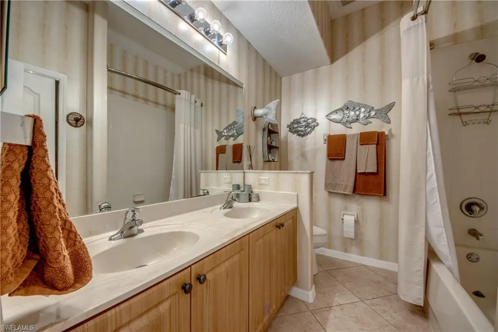 2569 Keystone Lake Drive Cape Coral, FL 33909