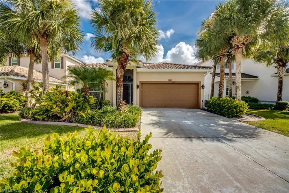 2569 Keystone Lake Drive Cape Coral, FL 33909