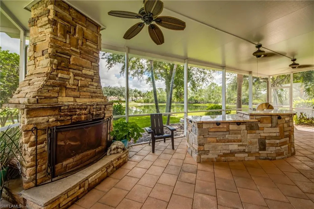 2569 Keystone Lake Drive Cape Coral, FL 33909