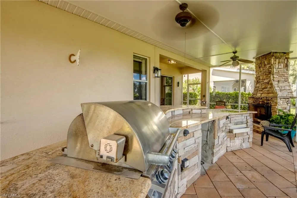 2569 Keystone Lake Drive Cape Coral, FL 33909
