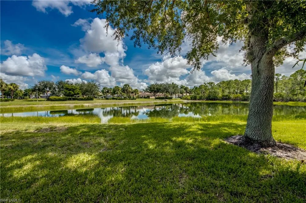 2569 Keystone Lake Drive Cape Coral, FL 33909