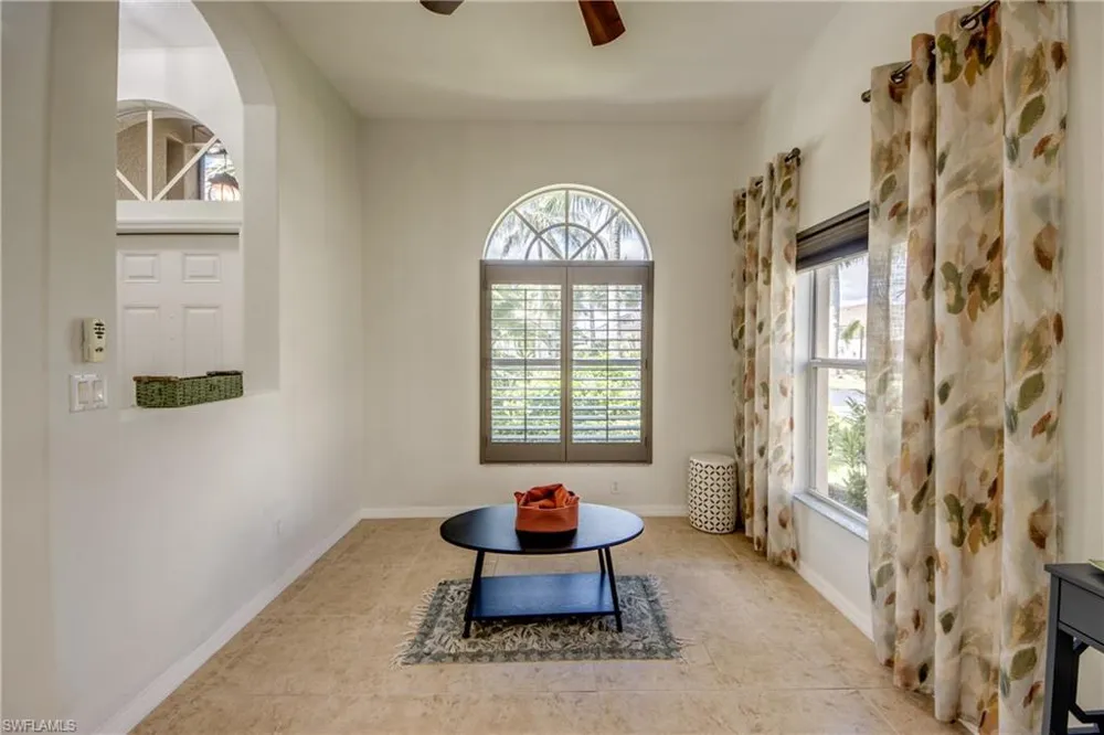 2569 Keystone Lake Drive Cape Coral, FL 33909