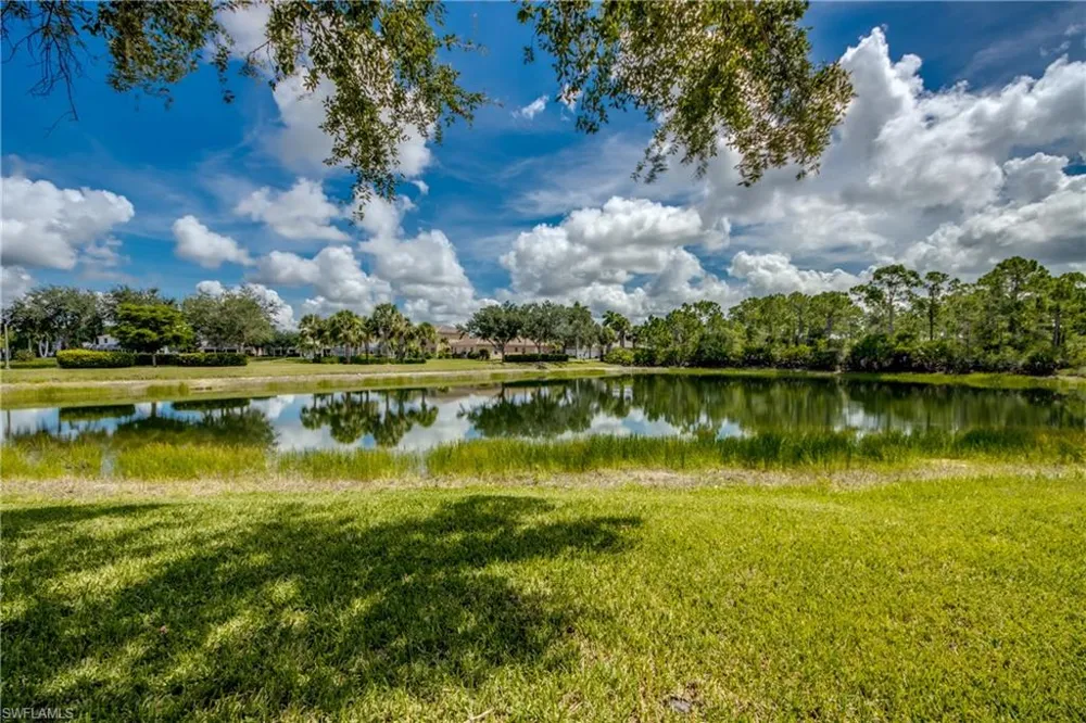 2569 Keystone Lake Drive Cape Coral, FL 33909