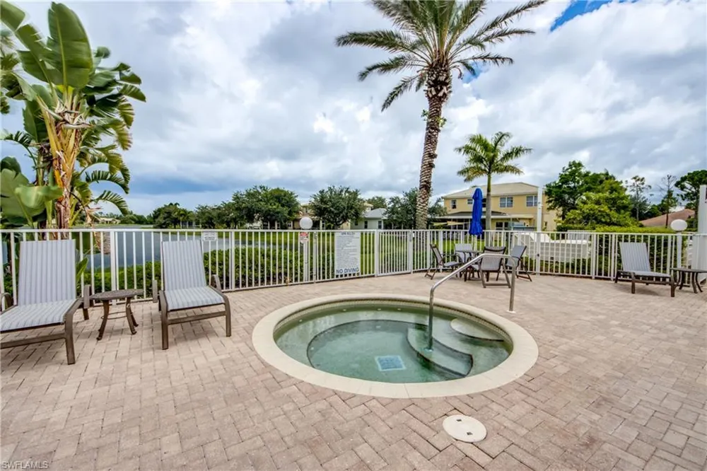 2569 Keystone Lake Drive Cape Coral, FL 33909