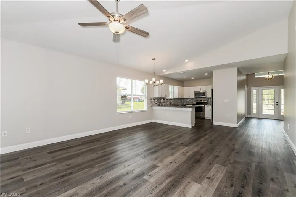 3608 39th Street SW Lehigh Acres, FL 33976