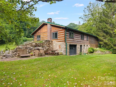 1061 Indian Trail Road