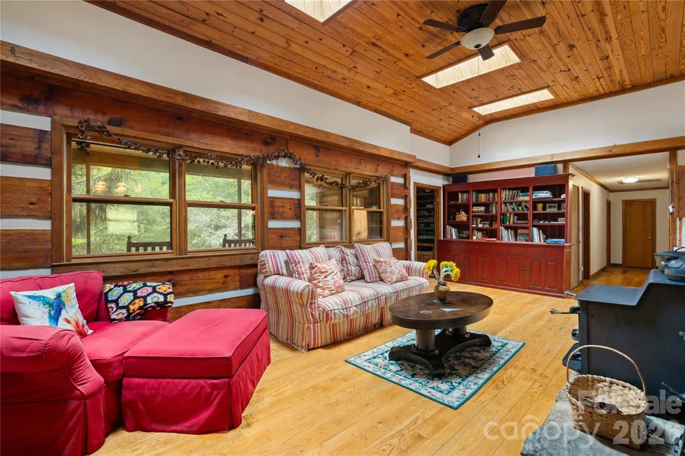 1061 Indian Trail Road Mars Hill, NC 28754