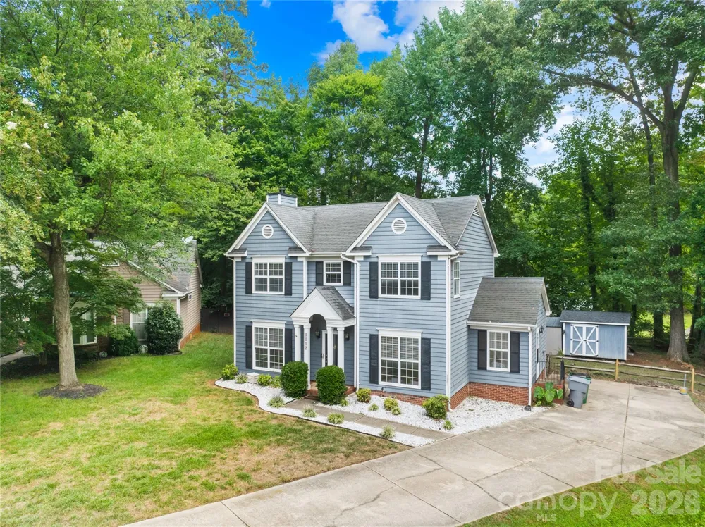 1112 Coachlight Circle Charlotte, NC 28262