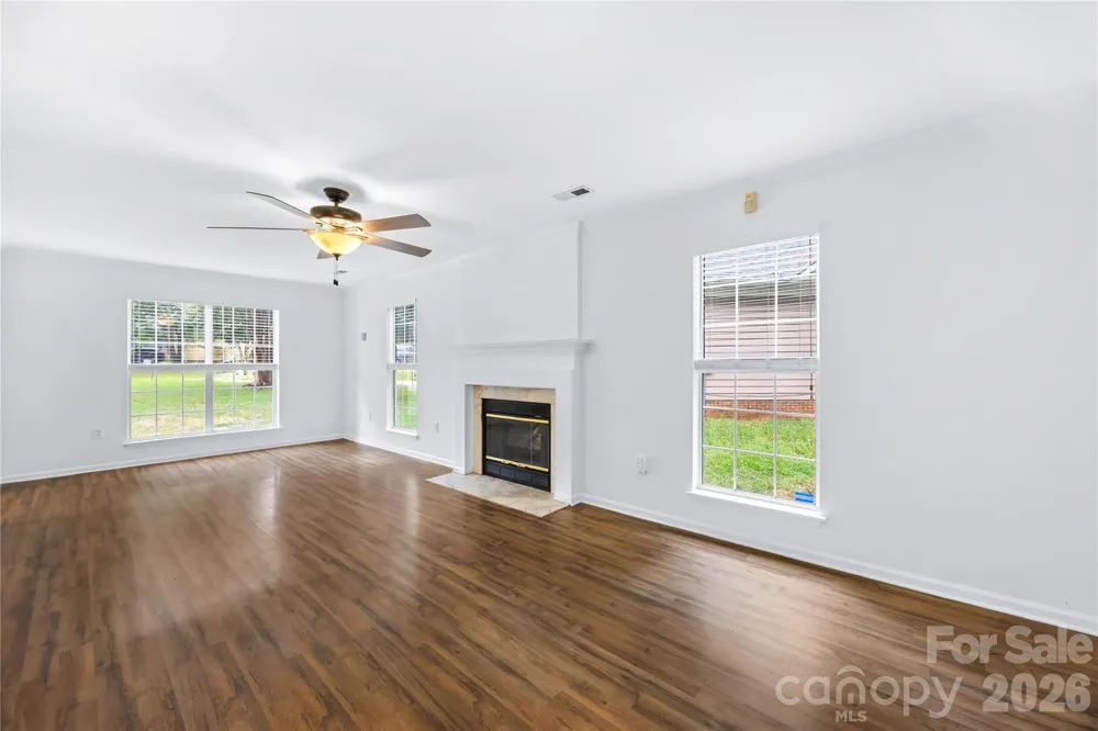 1112 Coachlight Circle Charlotte, NC 28262