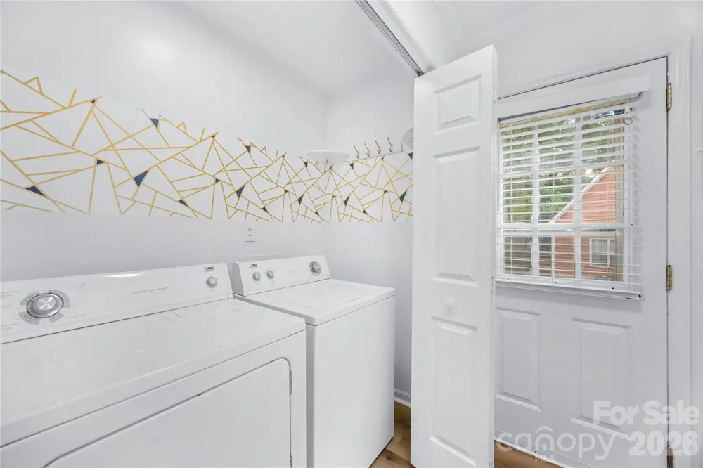 1112 Coachlight Circle Charlotte, NC 28262