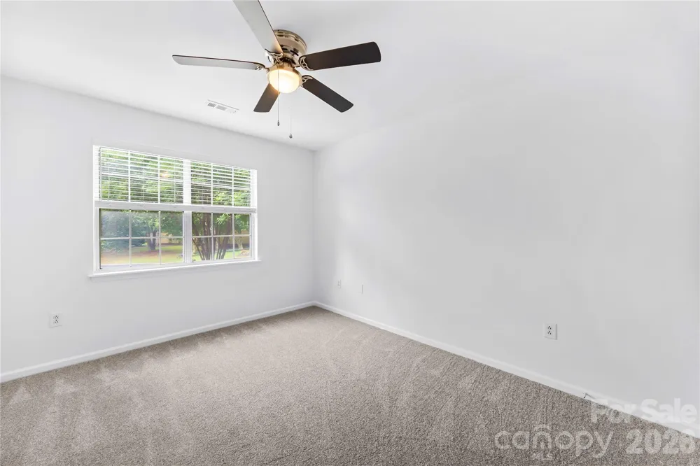 1112 Coachlight Circle Charlotte, NC 28262