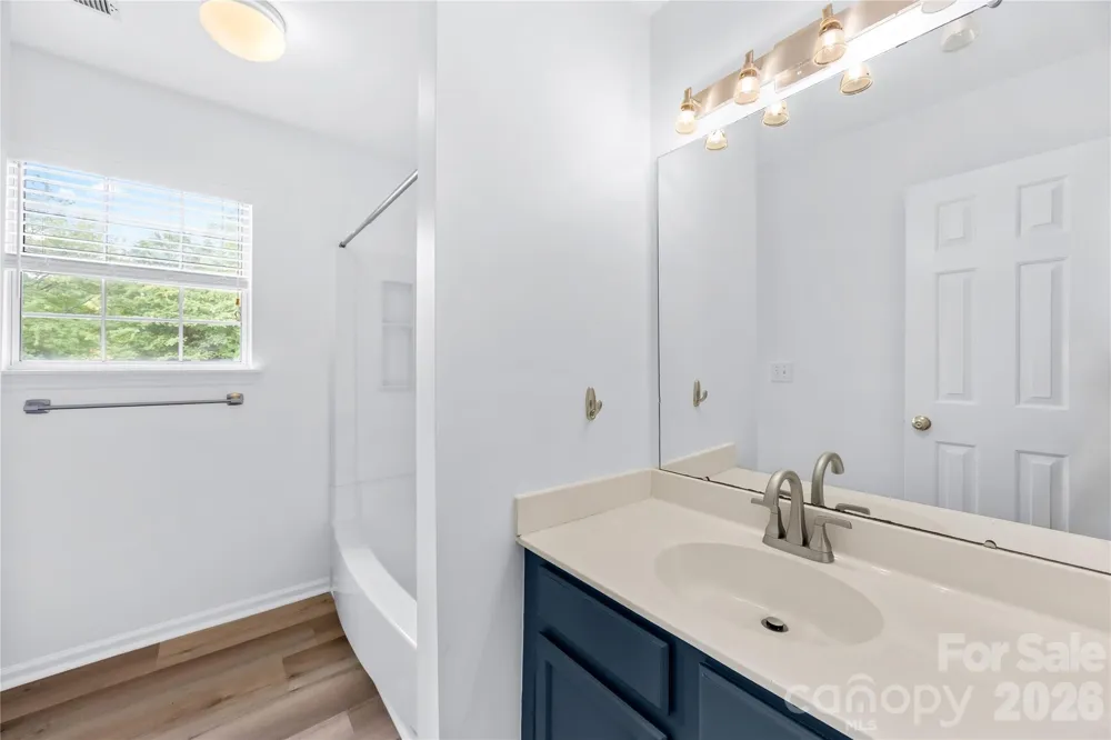 1112 Coachlight Circle Charlotte, NC 28262