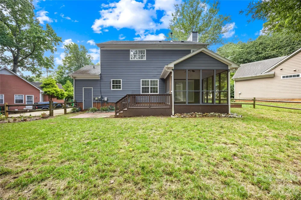 1112 Coachlight Circle Charlotte, NC 28262
