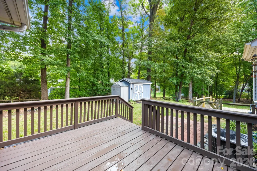 1112 Coachlight Circle Charlotte, NC 28262