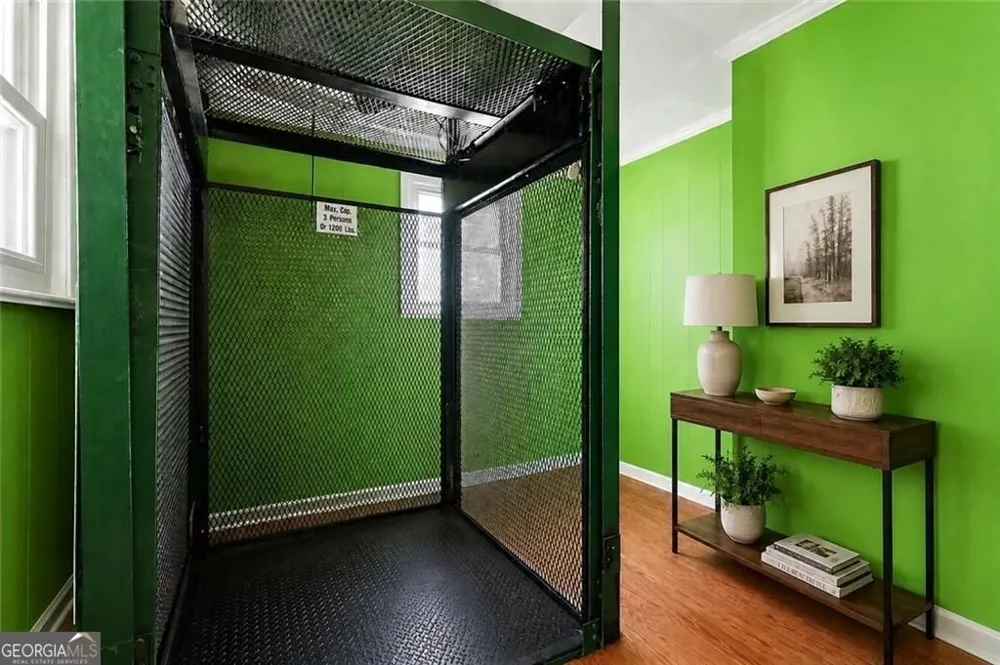 8225 Dogwood TRL Cumming, GA 30041