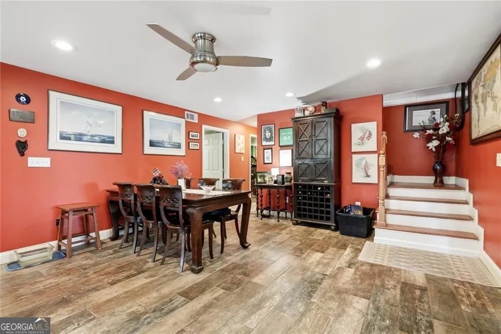 8225 Dogwood TRL Cumming, GA 30041