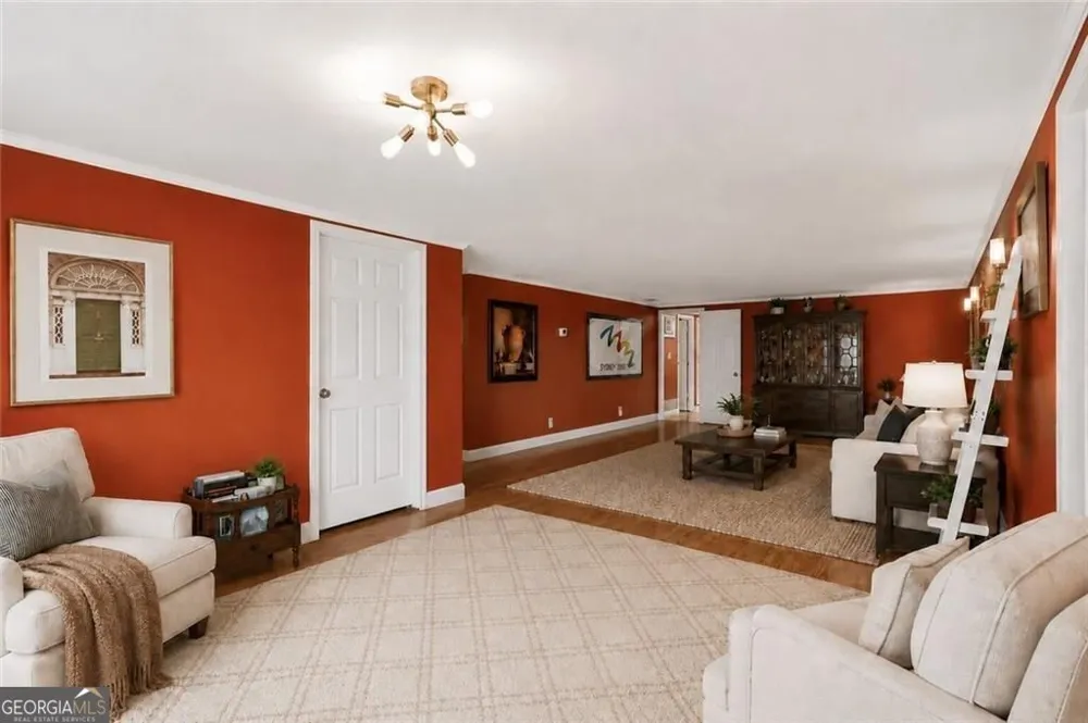8225 Dogwood TRL Cumming, GA 30041
