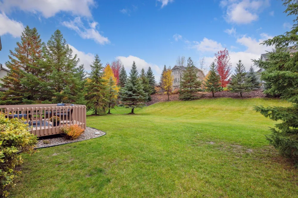 7645 Ridgeview Way Chanhassen, MN 55317