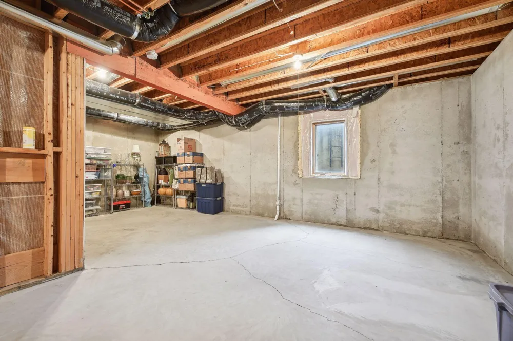 7645 Ridgeview Way Chanhassen, MN 55317