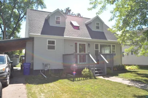 808 6th Street