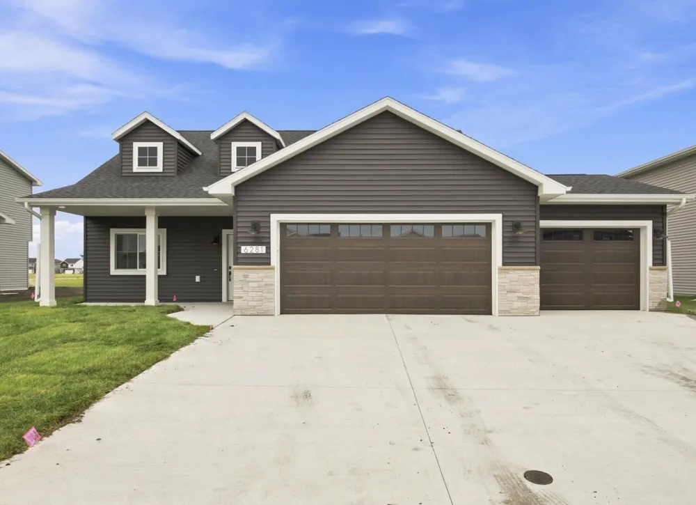 6281 86th Avenue S Horace, ND 58047