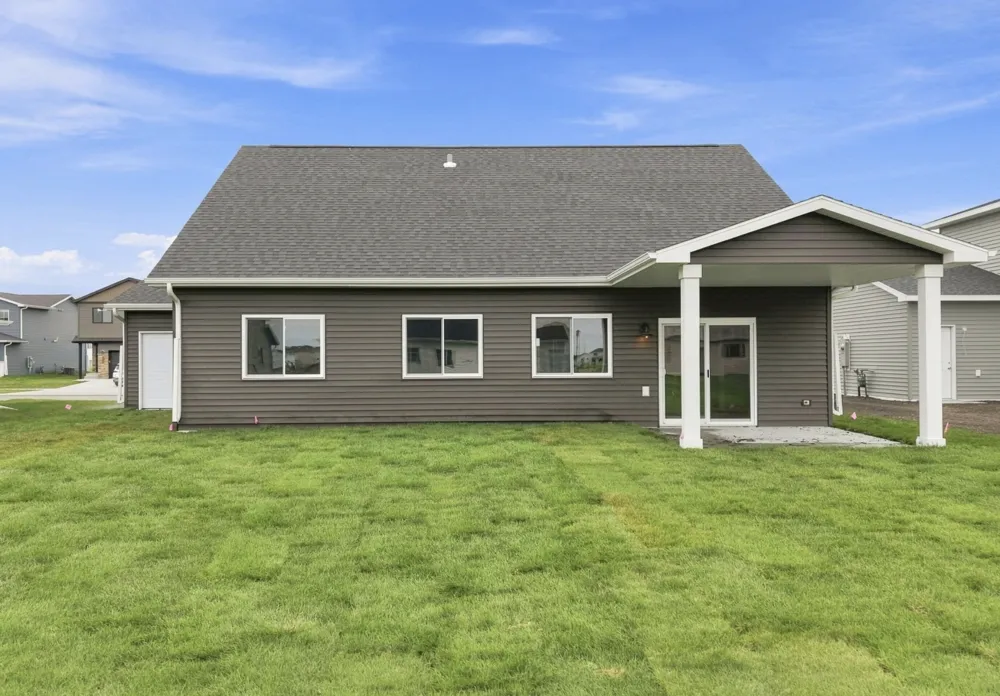 6281 86th Avenue S Horace, ND 58047