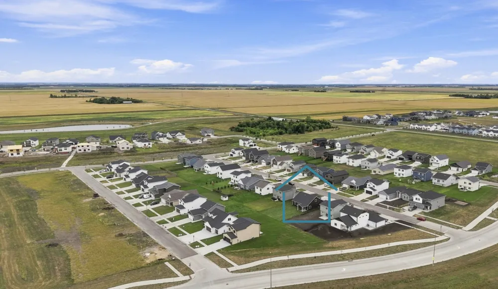 6281 86th Avenue S Horace, ND 58047