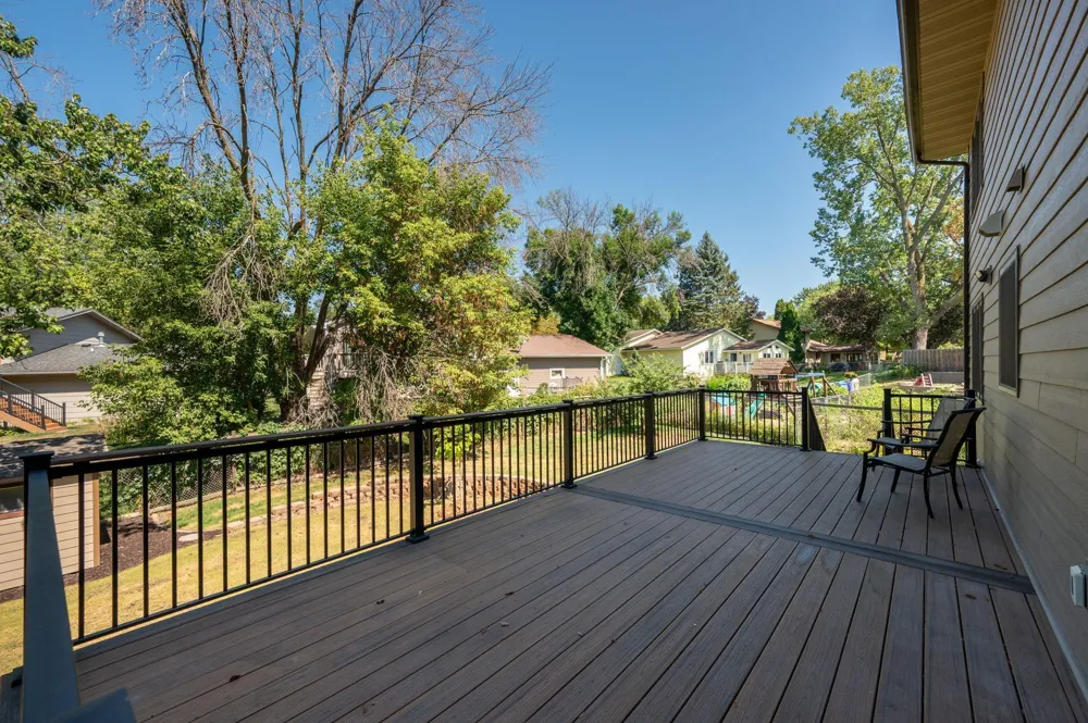 12070 Meadowlark Court Maple Grove, MN 55369