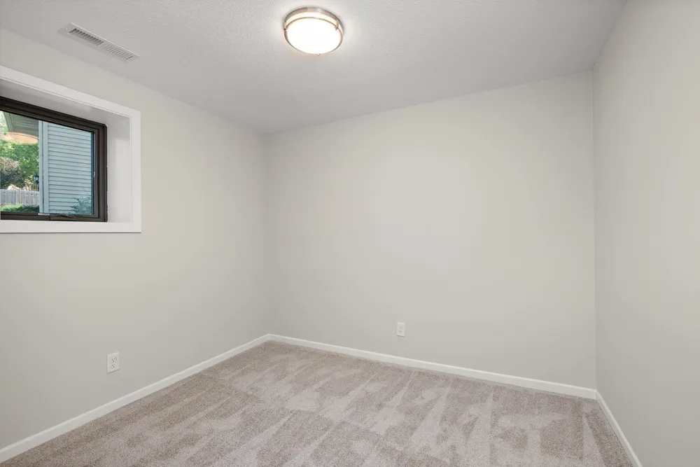 12070 Meadowlark Court Maple Grove, MN 55369