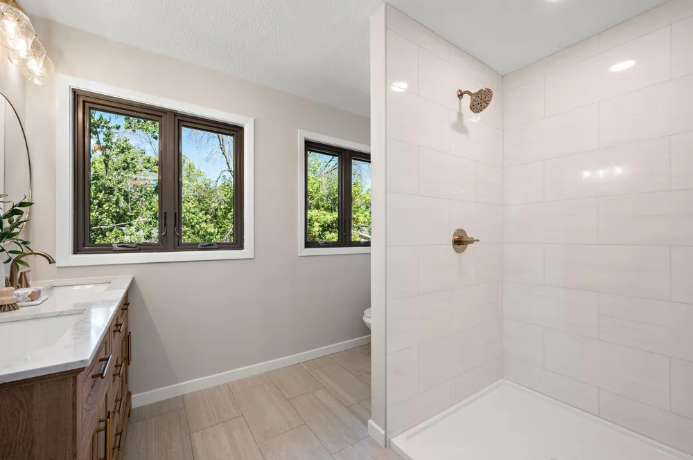 12070 Meadowlark Court Maple Grove, MN 55369