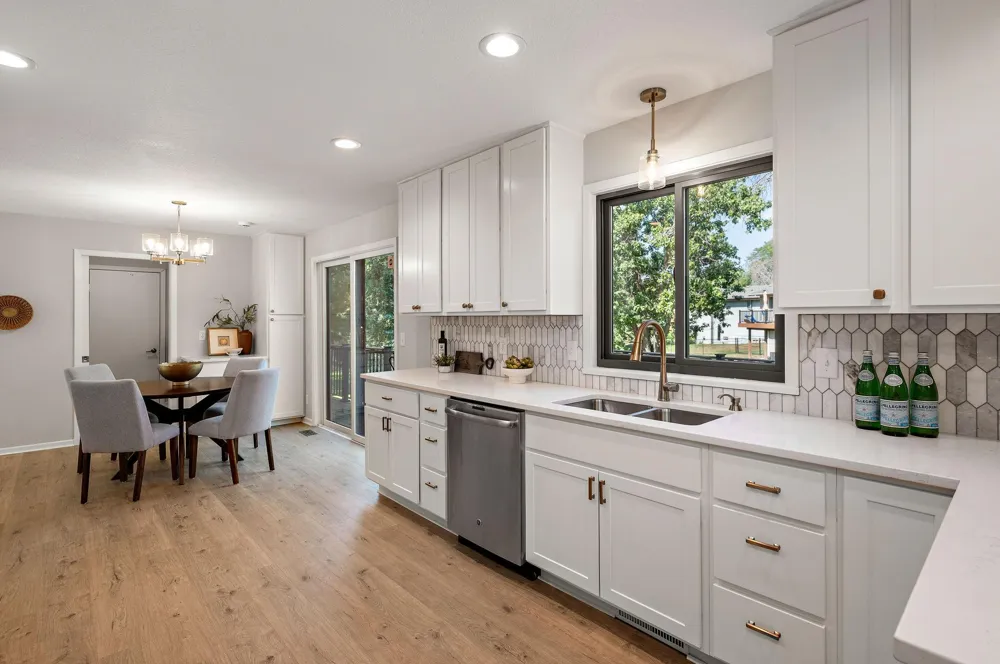 12070 Meadowlark Court Maple Grove, MN 55369