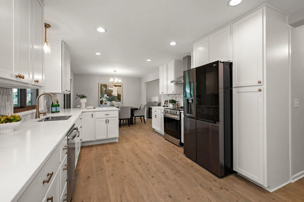 12070 Meadowlark Court Maple Grove, MN 55369