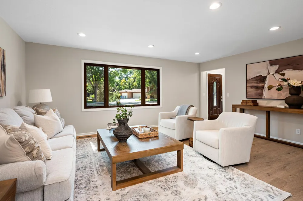 12070 Meadowlark Court Maple Grove, MN 55369