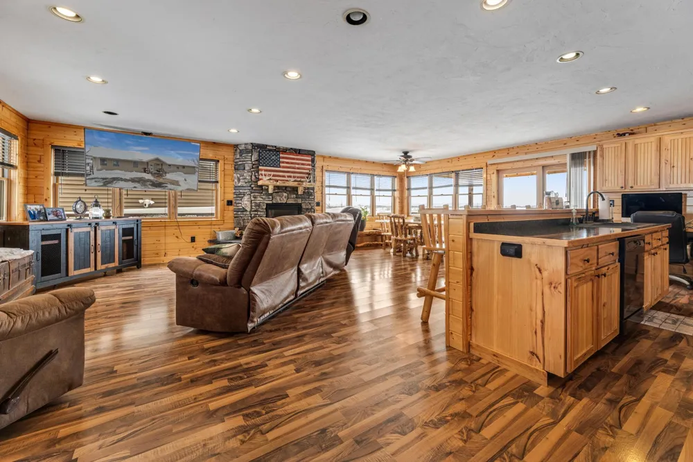 1246 Riverview Drive Alma, WI 54610