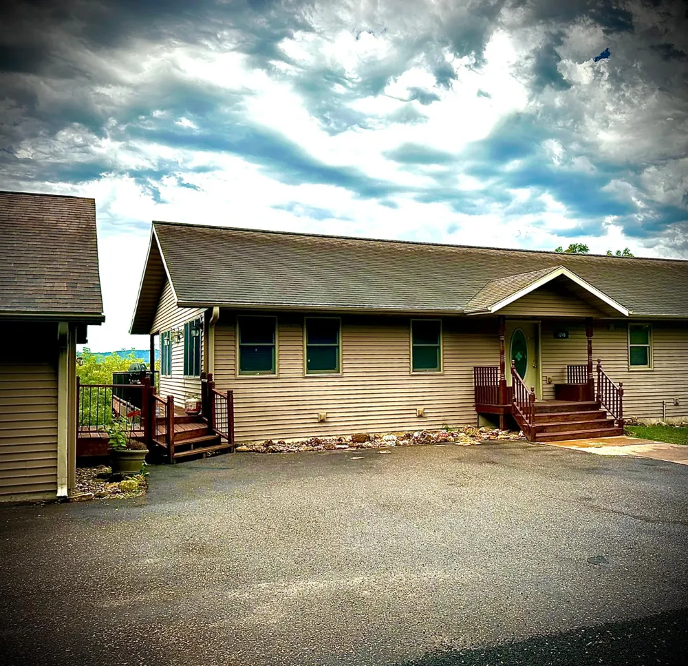 1246 Riverview Drive Alma, WI 54610