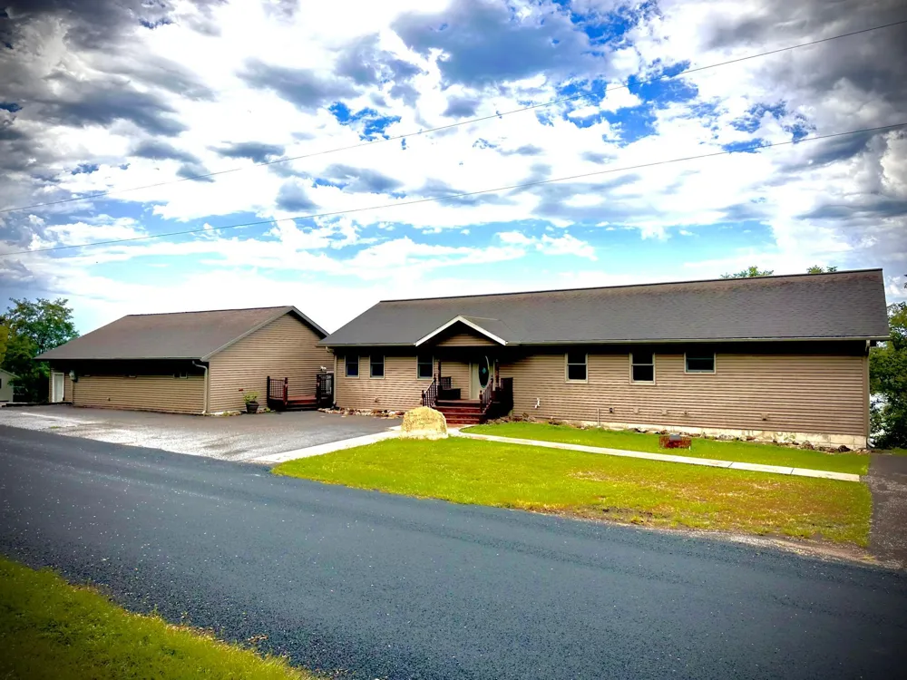 1246 Riverview Drive Alma, WI 54610