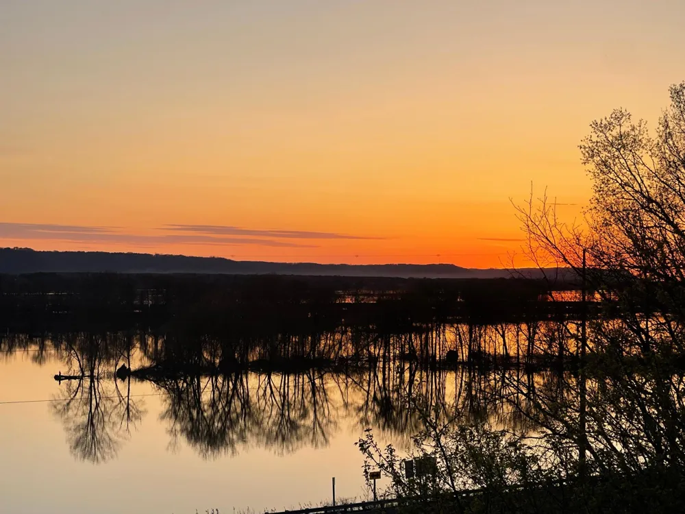 1246 Riverview Drive Alma, WI 54610