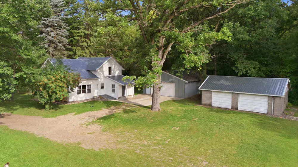 2615 155th Avenue Clear Lake, MN 55319