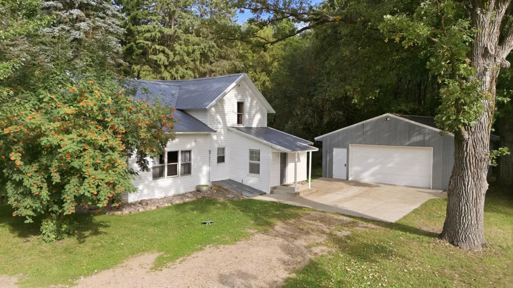 2615 155th Avenue Clear Lake, MN 55319