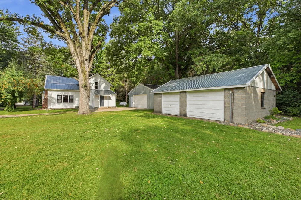 2615 155th Avenue Clear Lake, MN 55319