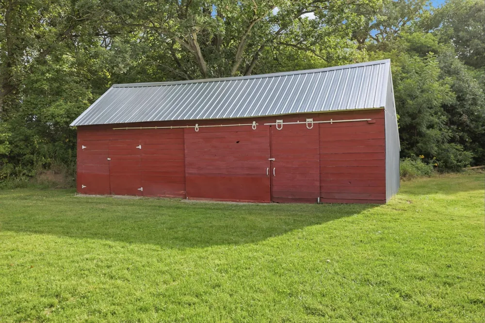 2615 155th Avenue Clear Lake, MN 55319
