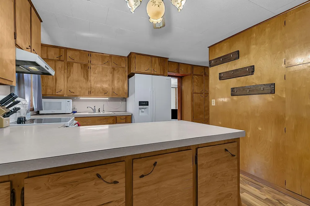 2615 155th Avenue Clear Lake, MN 55319