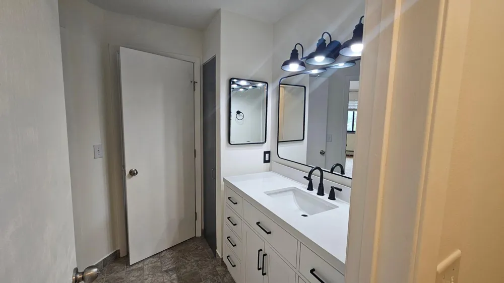 7622 York Avenue S #1205 Edina, MN 55435