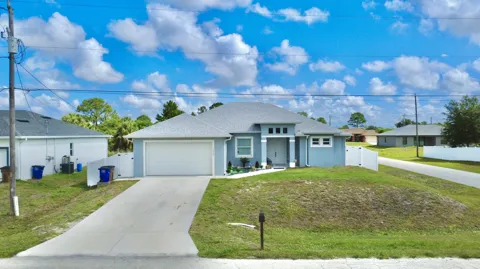 3900 SW 21st St Street SW