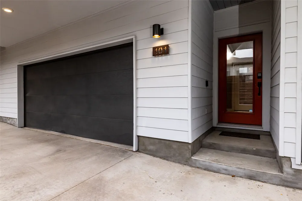 2118 Carroll Avenue #101 Dallas, TX 75204