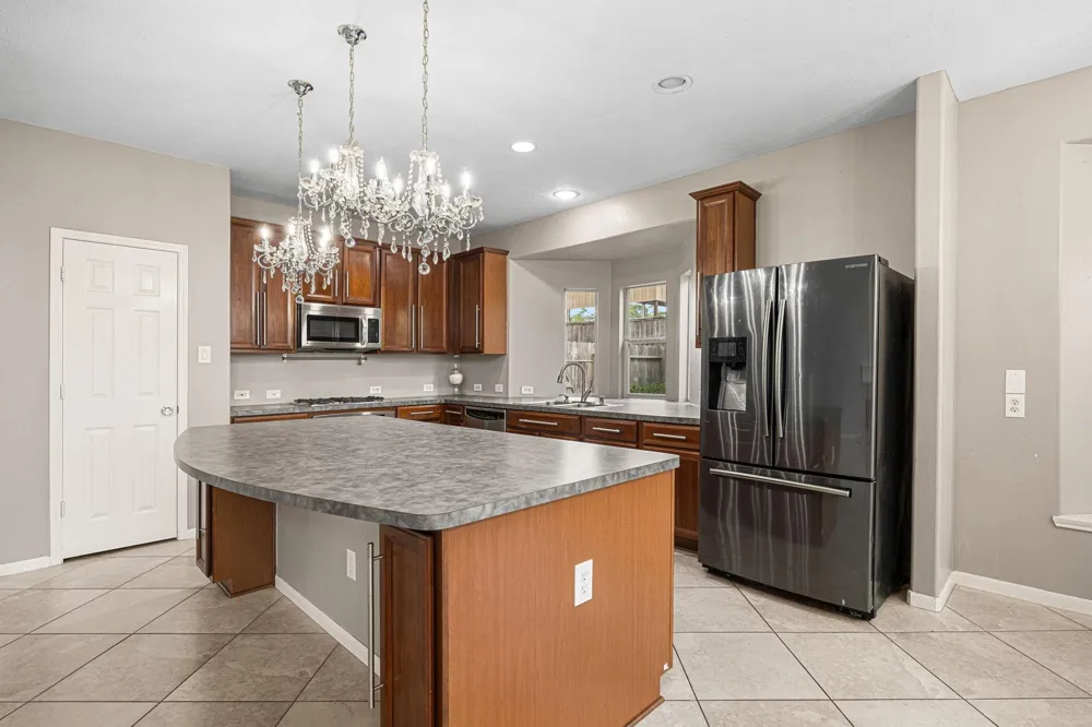 25993 Royal Emerald Ln Kingwood, TX 77339