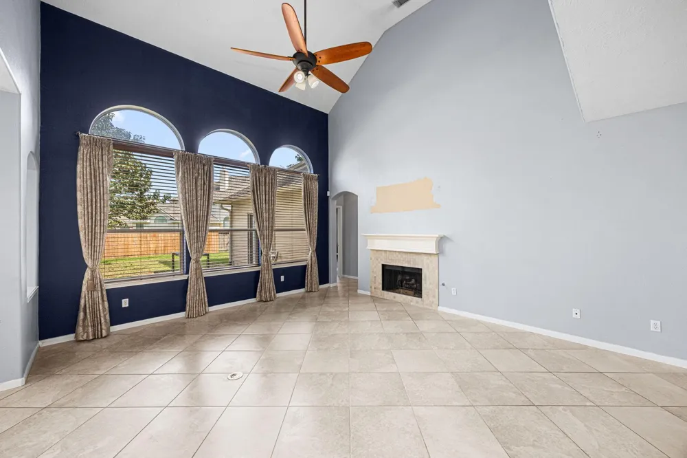 25993 Royal Emerald Ln Kingwood, TX 77339